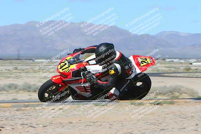 media/Apr-05-2024-Apex Assassins-CVMA Friday Practice (Fri) [[ee2ef04f2b]]/3-Racer 2/Session 2 Turn 9 Inside/
